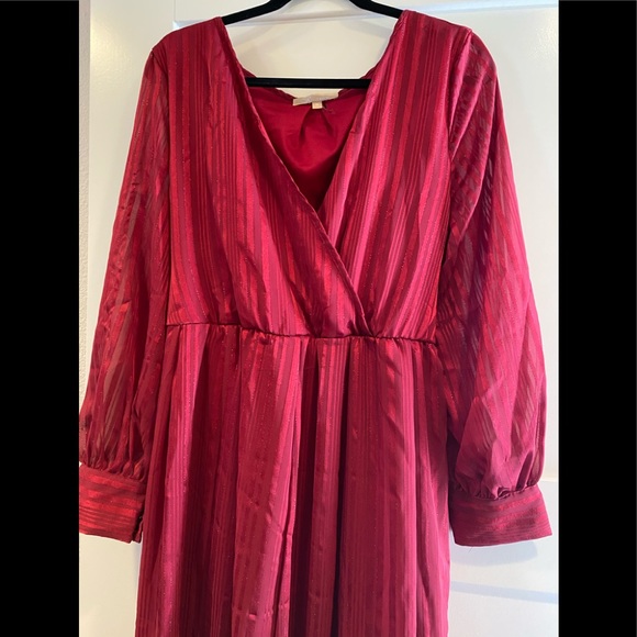 Ricarica beautiful flowy chiffon long red maternity dress size 1X.  NWOT. ❤️ - Picture 5 of 13